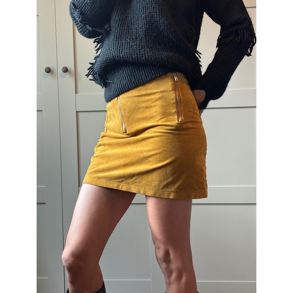 Forever 21 Mustard Yellow Faux Suede Mini Skirt Zipper Detail Size S